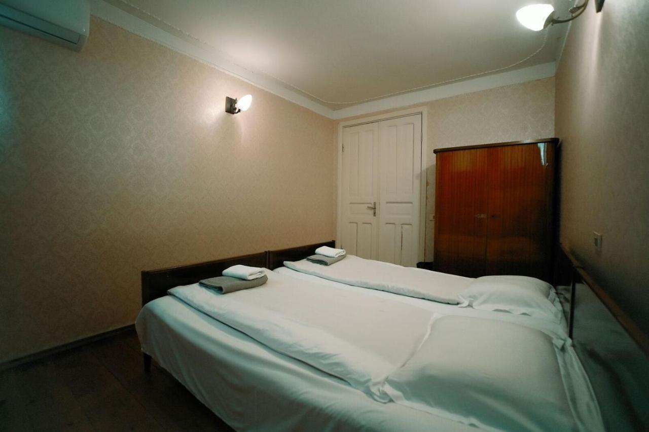 Guest House Old Kutaisi Luaran gambar