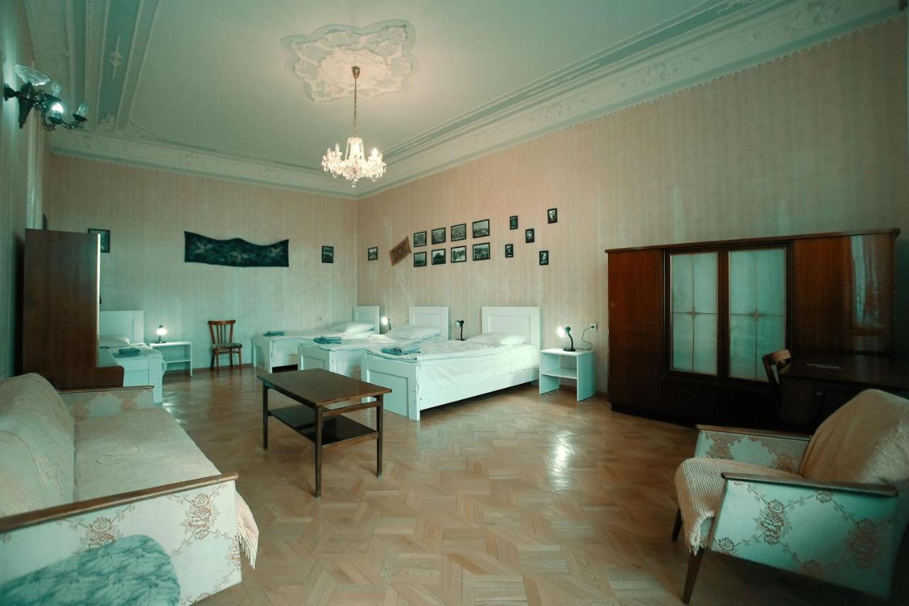 Guest House Old Kutaisi Luaran gambar
