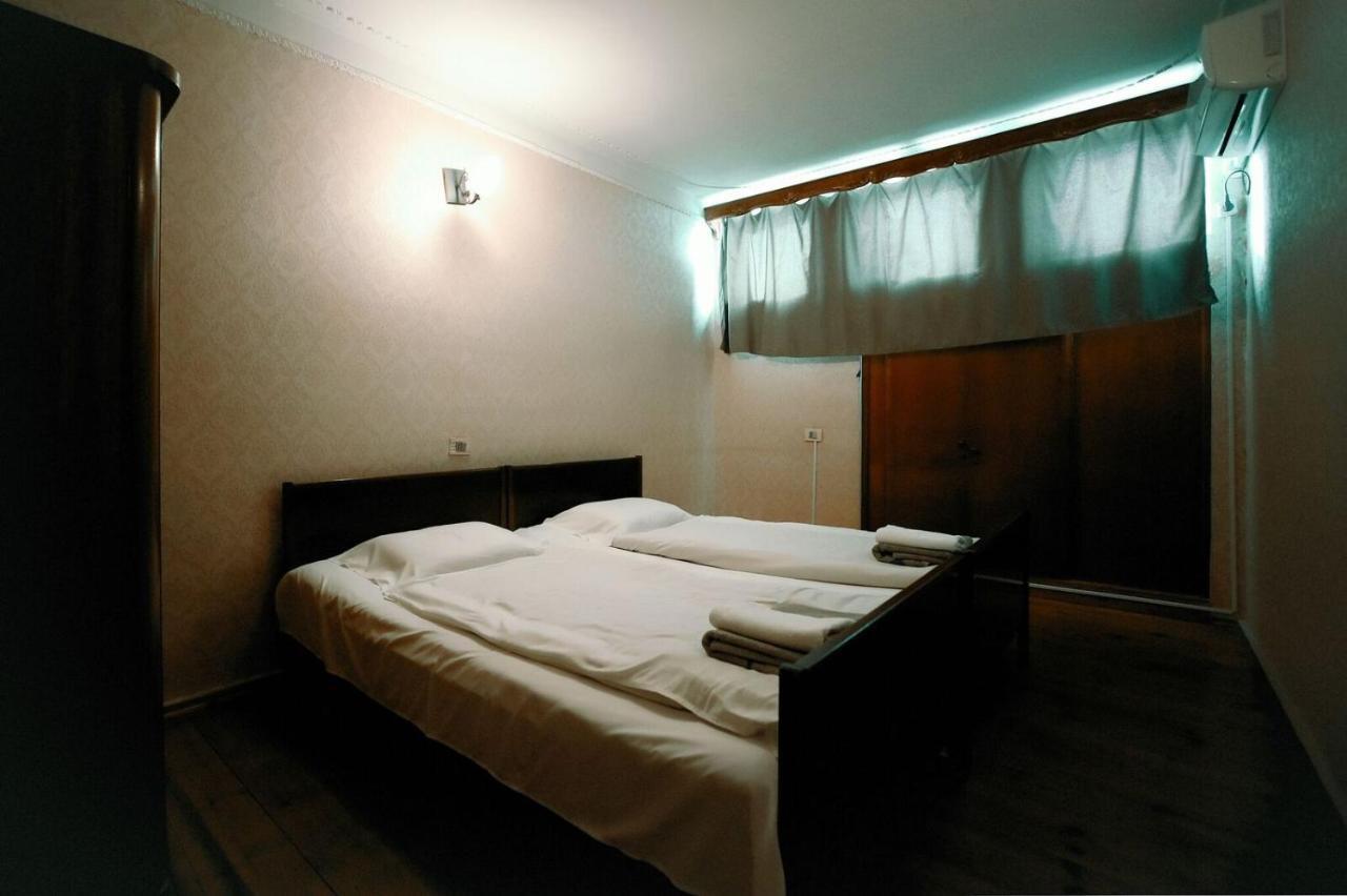 Guest House Old Kutaisi Luaran gambar