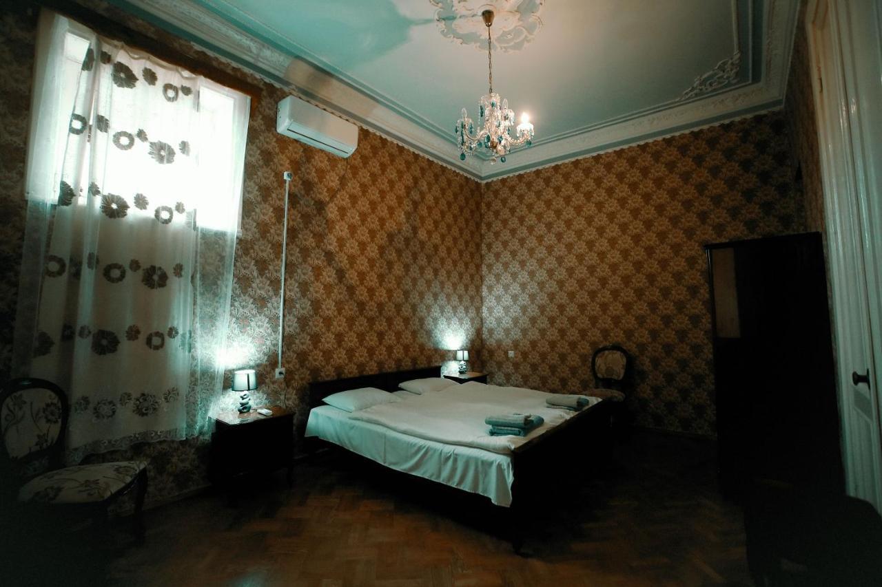 Guest House Old Kutaisi Luaran gambar